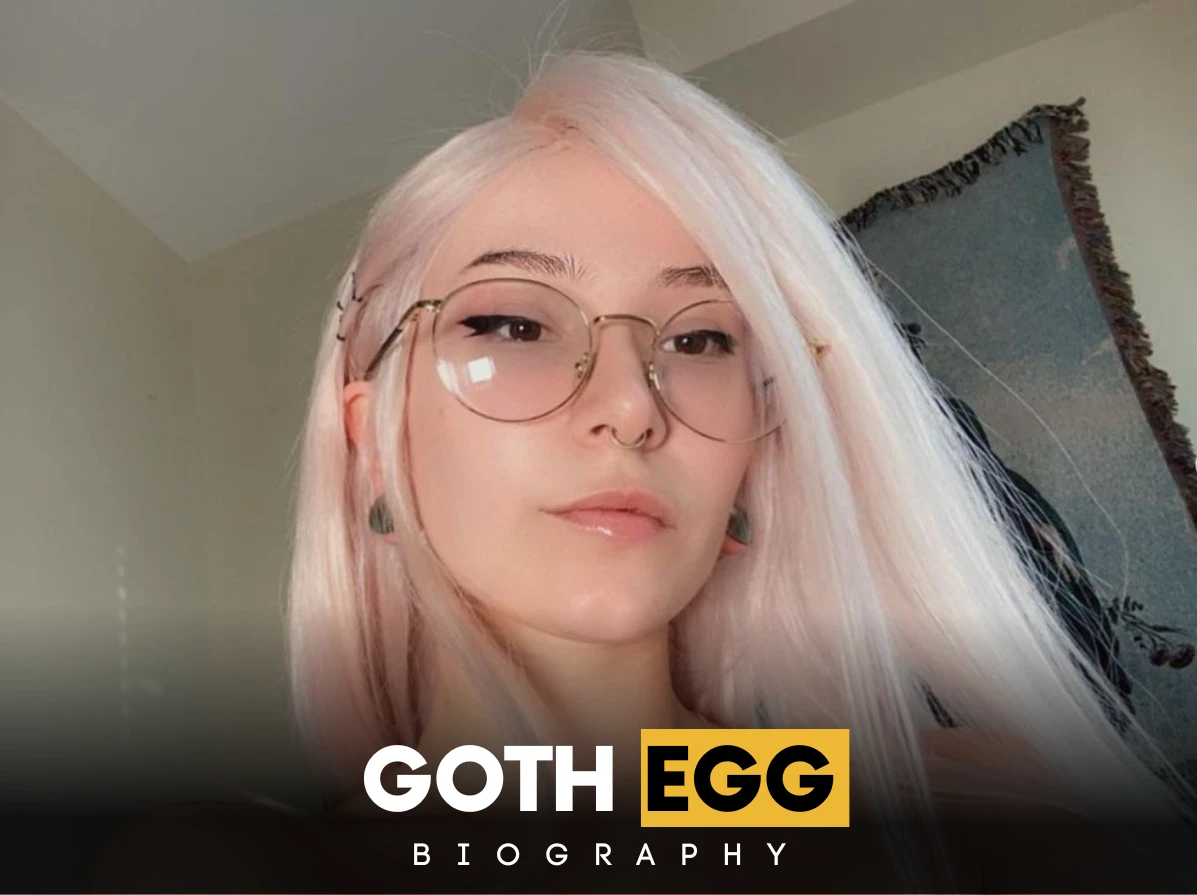 Big Tiddie Goth Egg 10 escort