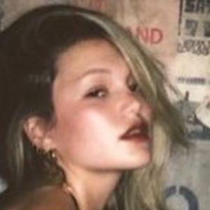 debi anthony recommends olivia holt porn video pic
