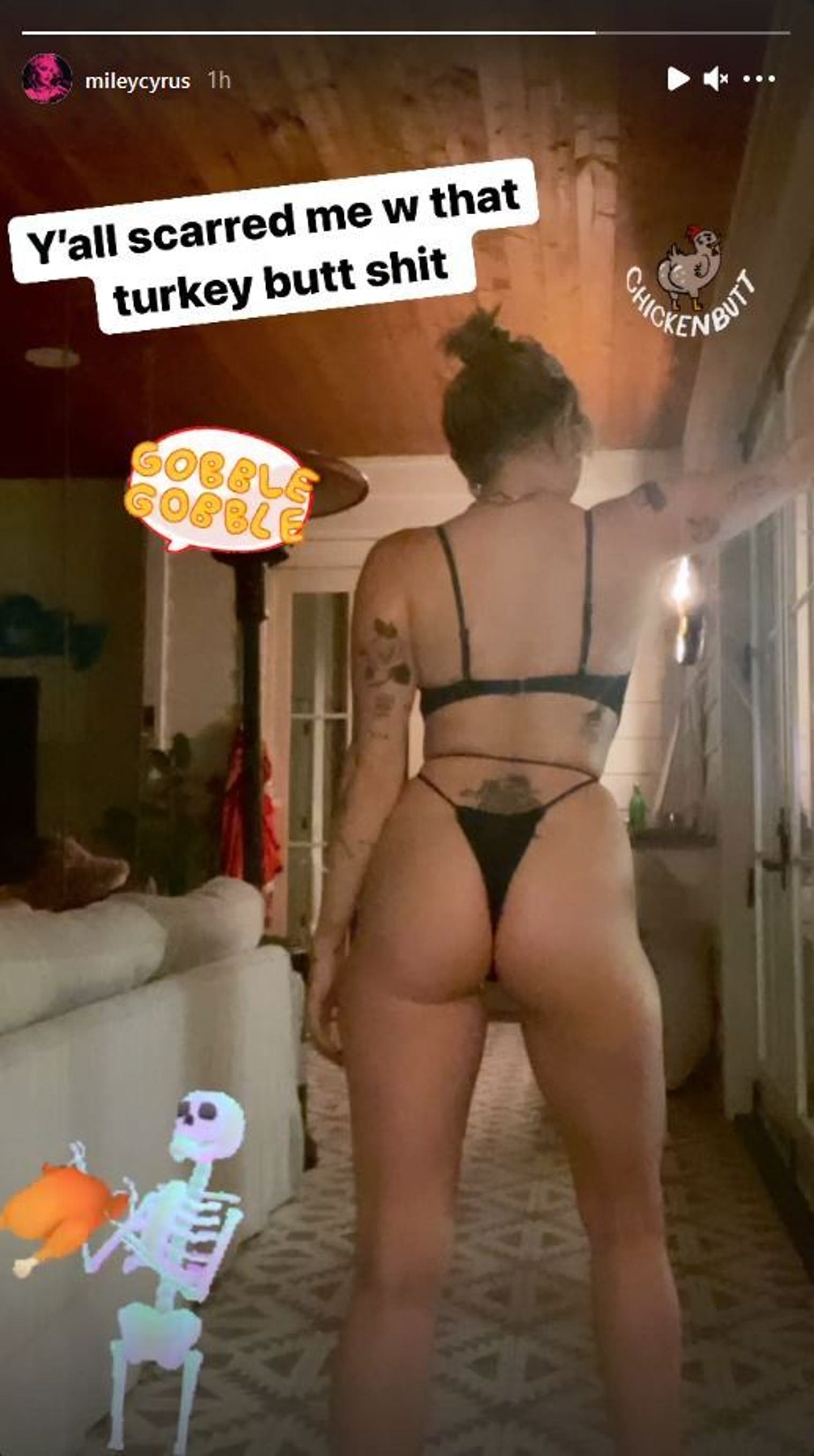 andrea butkovic recommends Miley Cyrus Booty Pictures