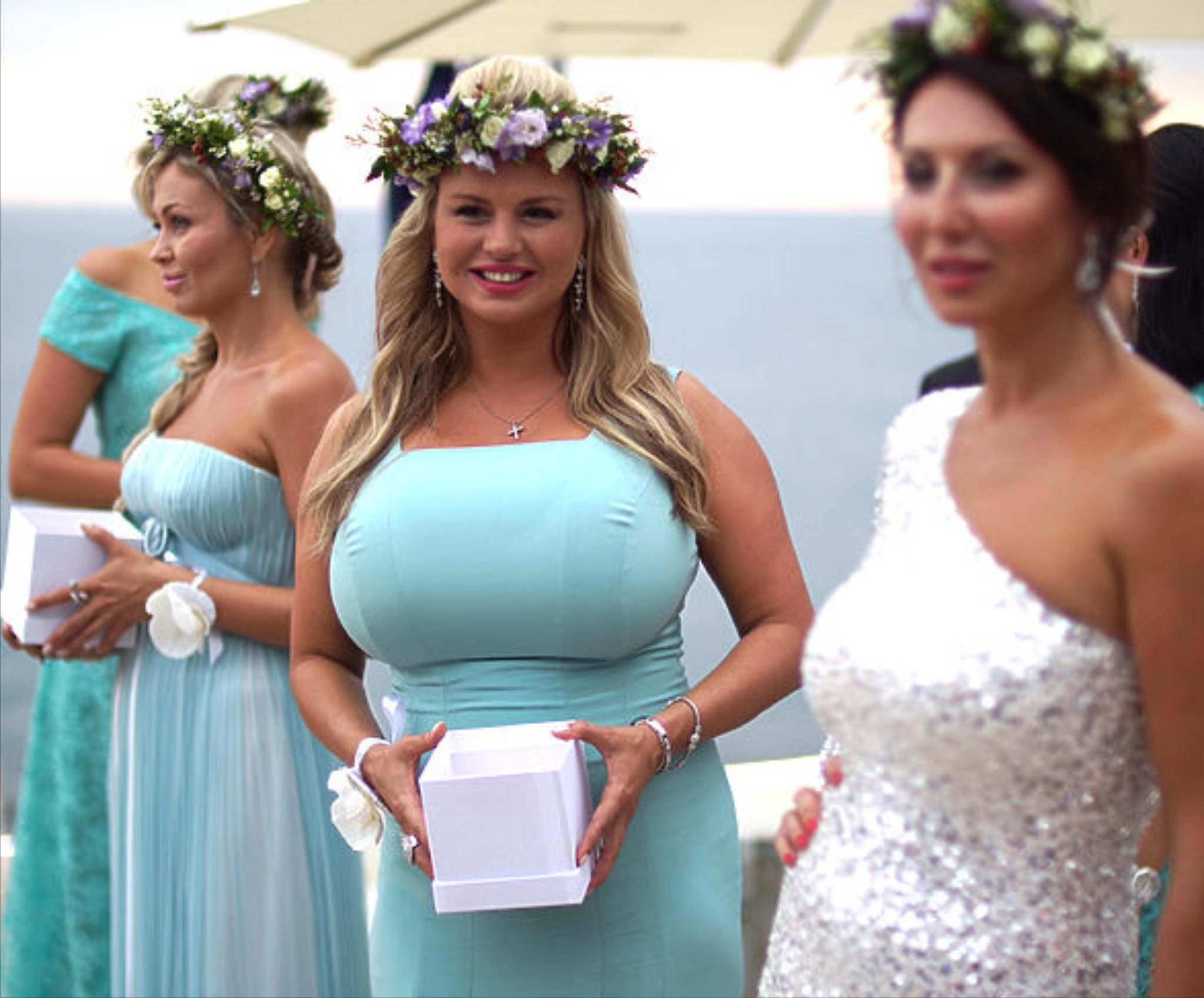 barbara greely share huge tits wedding dress photos
