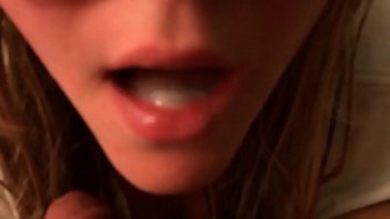 watch my girlfriend swallow