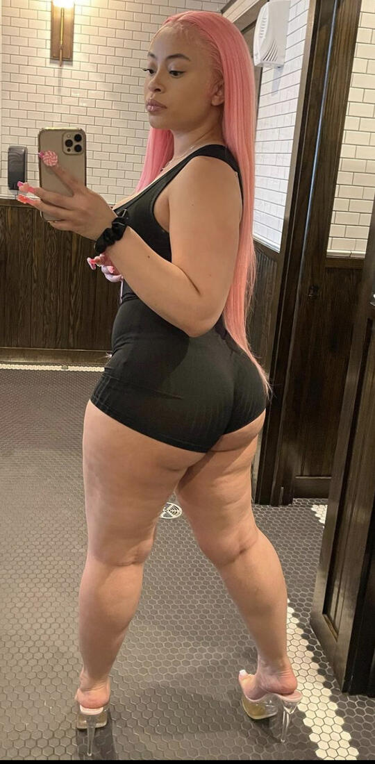 spicy big booty