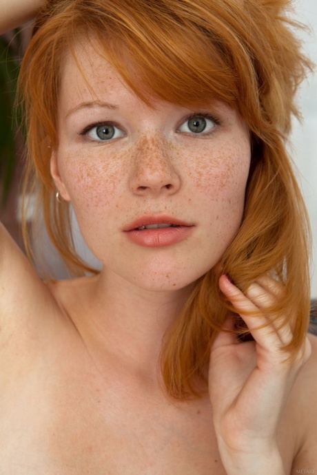 dave parisi recommends hot redhead teens nude pic