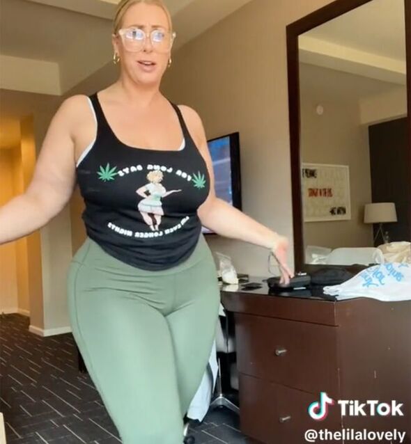mature big breasted women