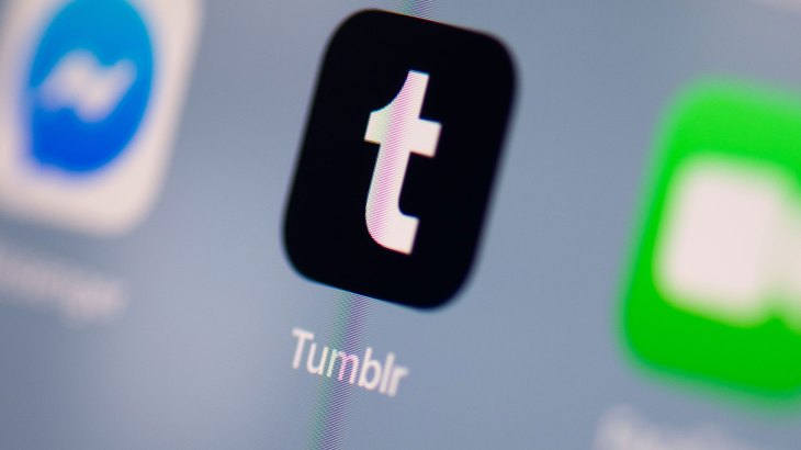brian brackenbury recommends tumblr plugged in public pic