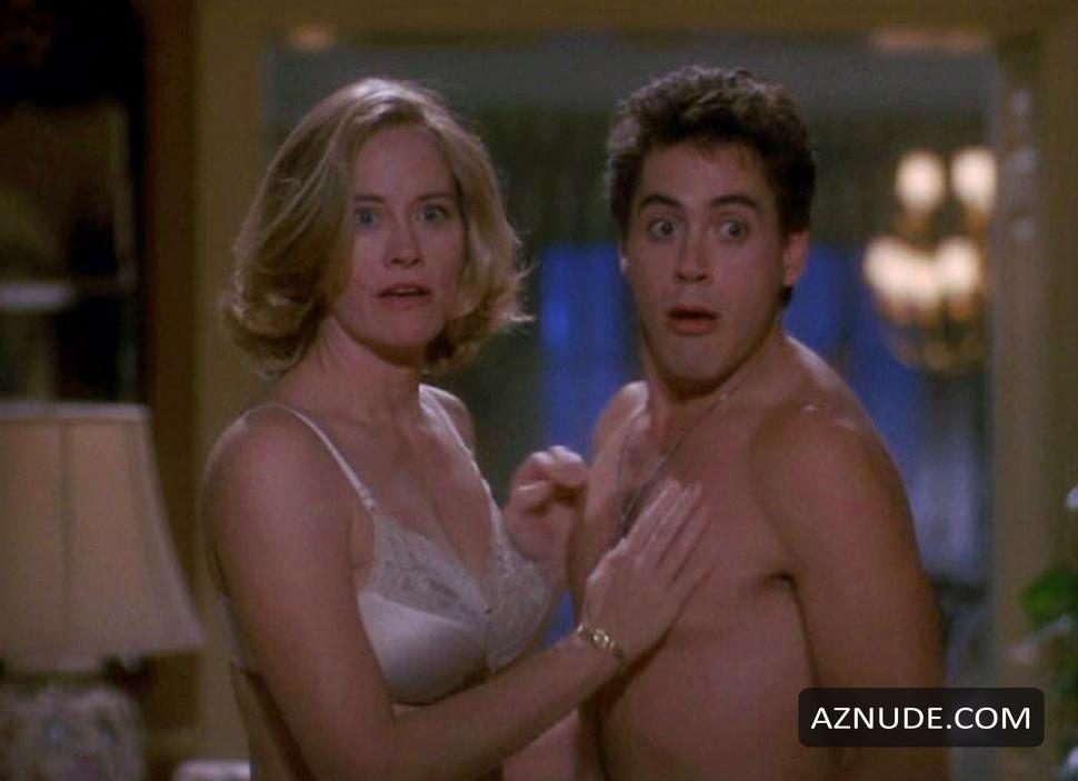 cybill shepherd nude photos