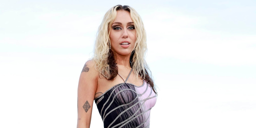ang ai nee recommends miley cyrus porn star pic