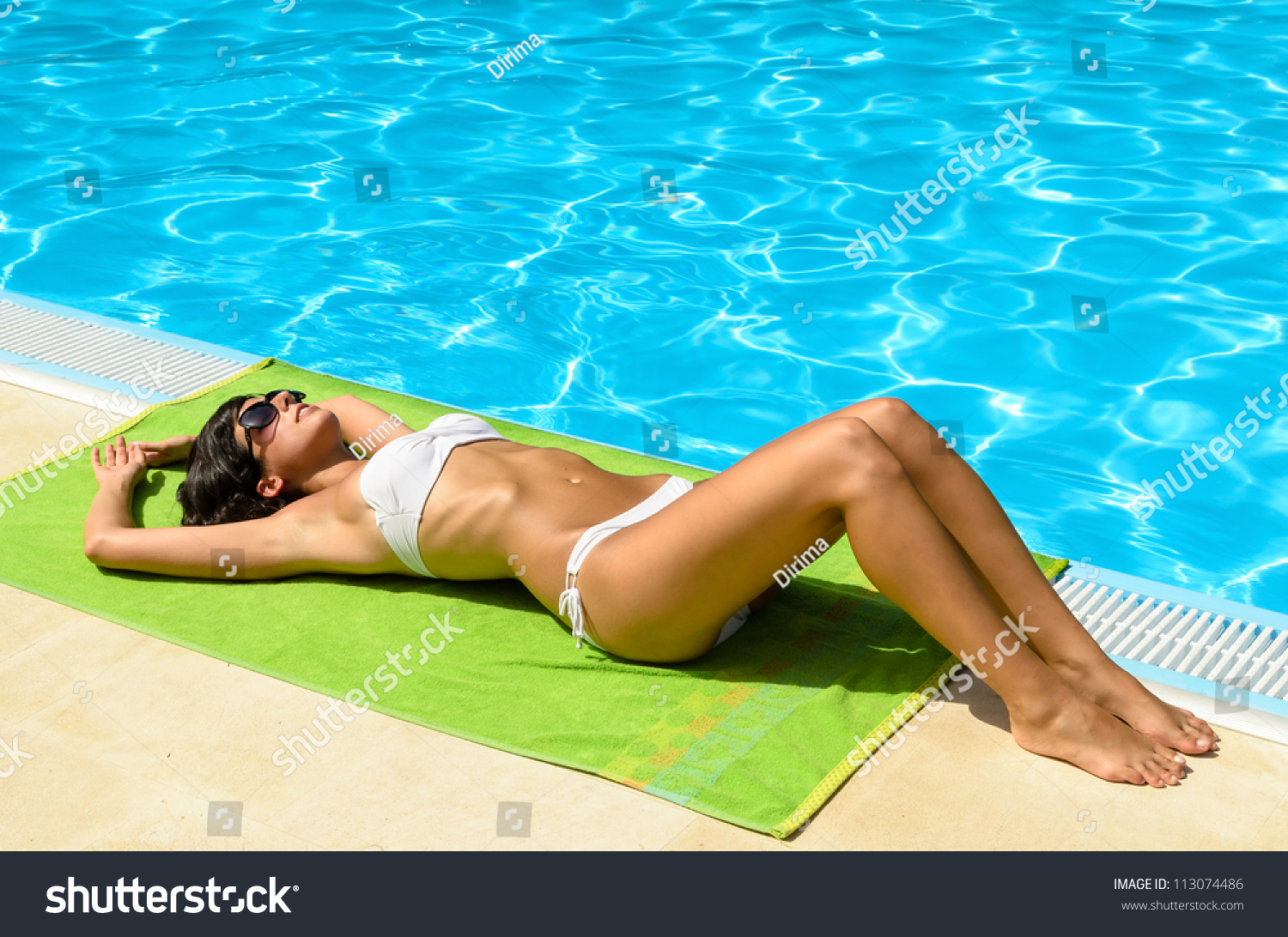 chris merrett recommends Sunbathing By The Pool