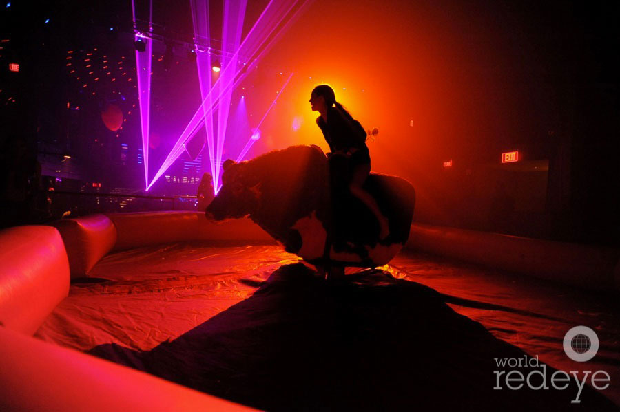 Best of Fat girl on mechanical bull