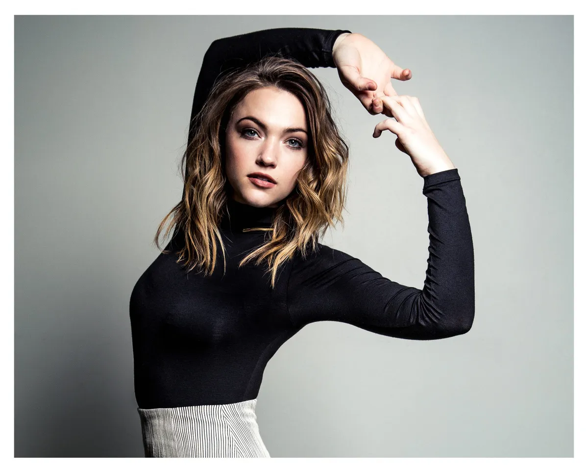 arnold lomboy recommends Violett Beane Sexy