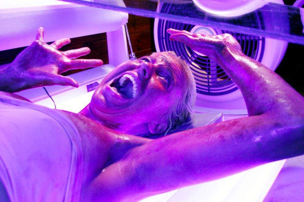 andrew costa recommends final destination 3 tanning bed pic