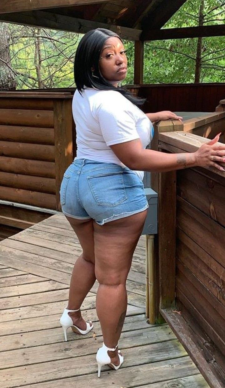 alex burek recommends sexy big booty bbw pic