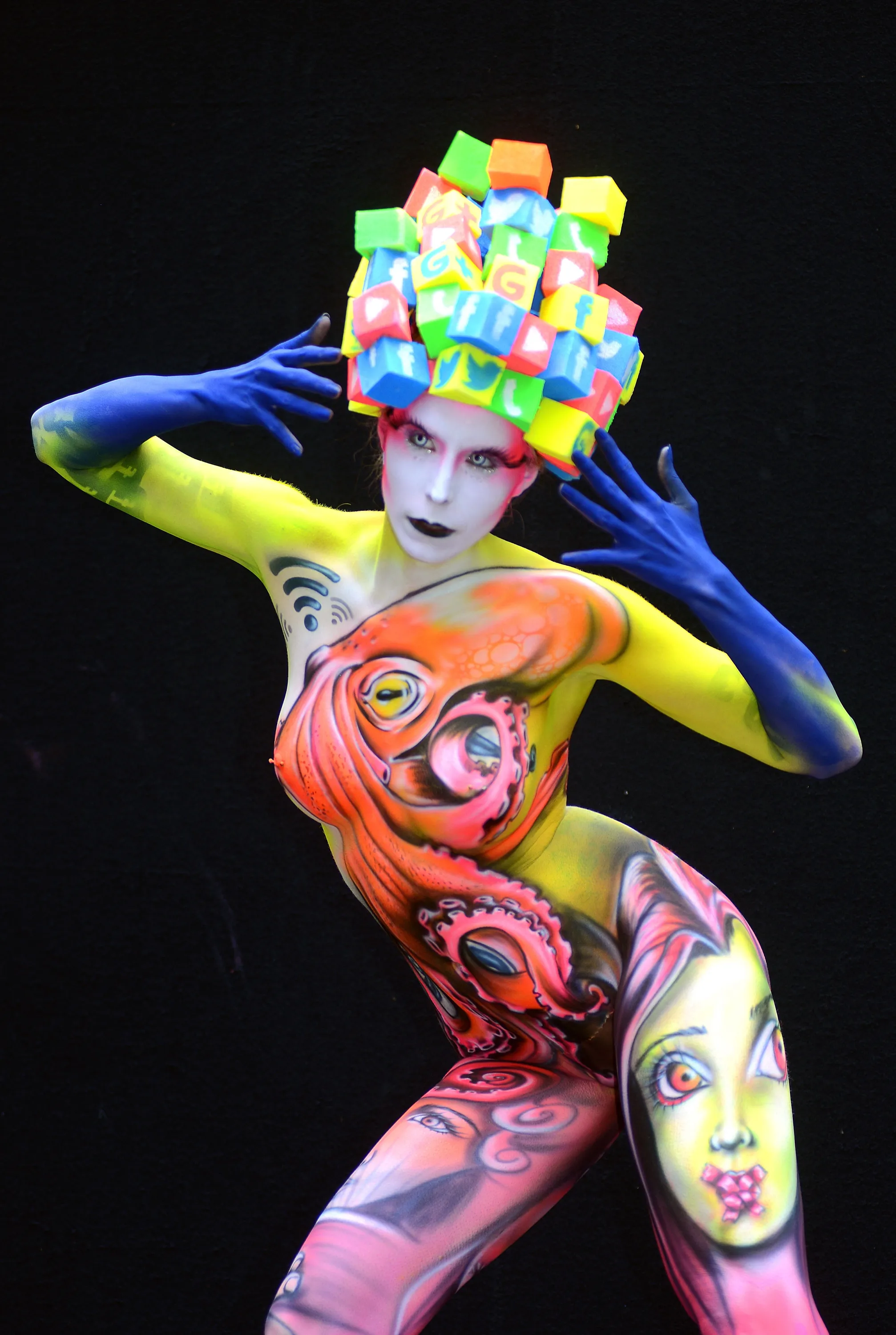 Best of Male body painting festival