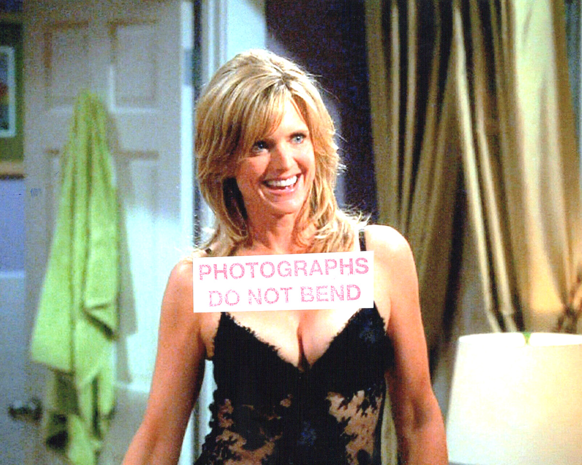 adam betteridge recommends Courtney Thorne Smith Sexy