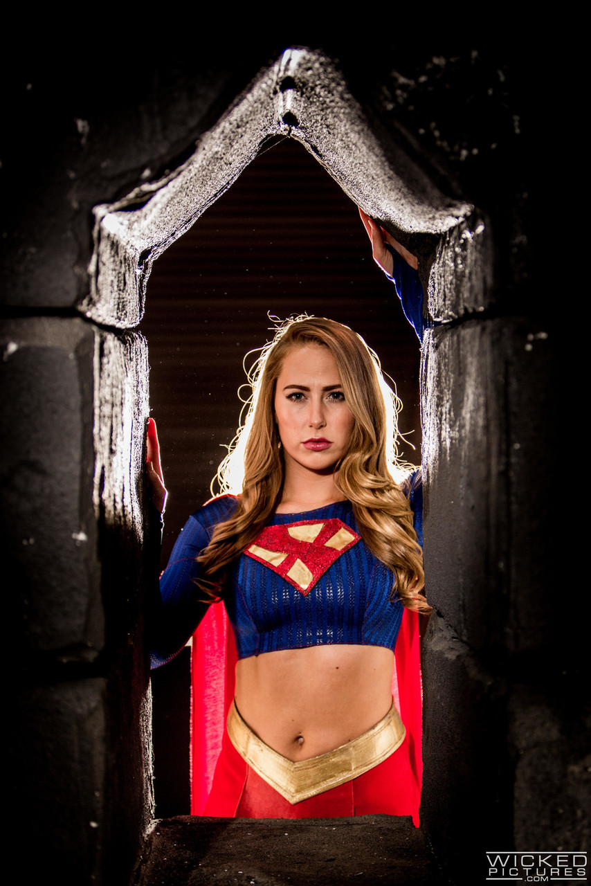 adrianna berry recommends carter cruise super girl pic