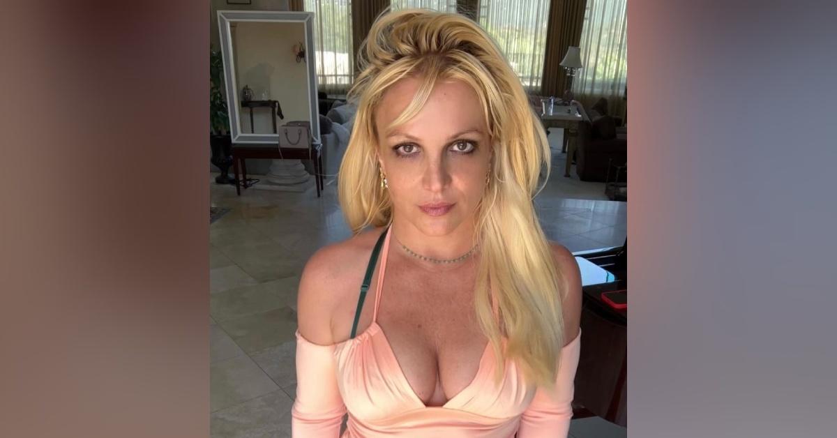 Brittany Spears Pussy Shot his neice
