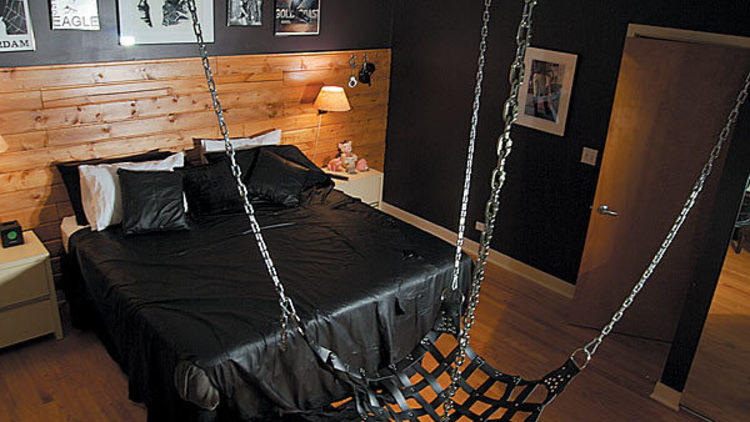 chris sessions recommends kinky bed and breakfast pic