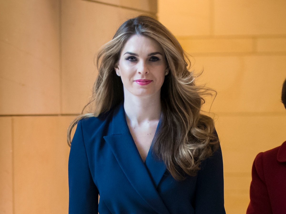 april rose santos add hope hicks naked photo