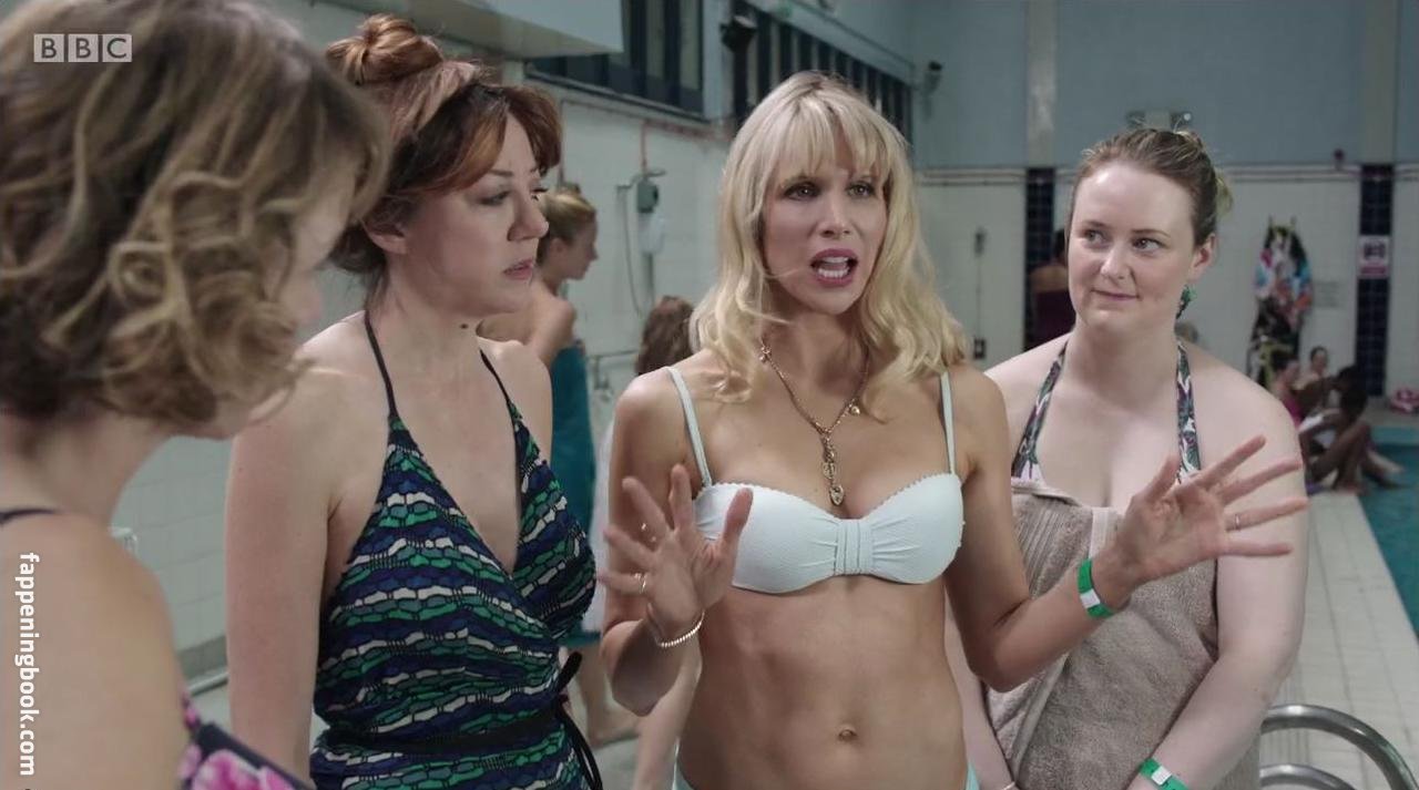 bello stephen recommends lucy punch topless pic