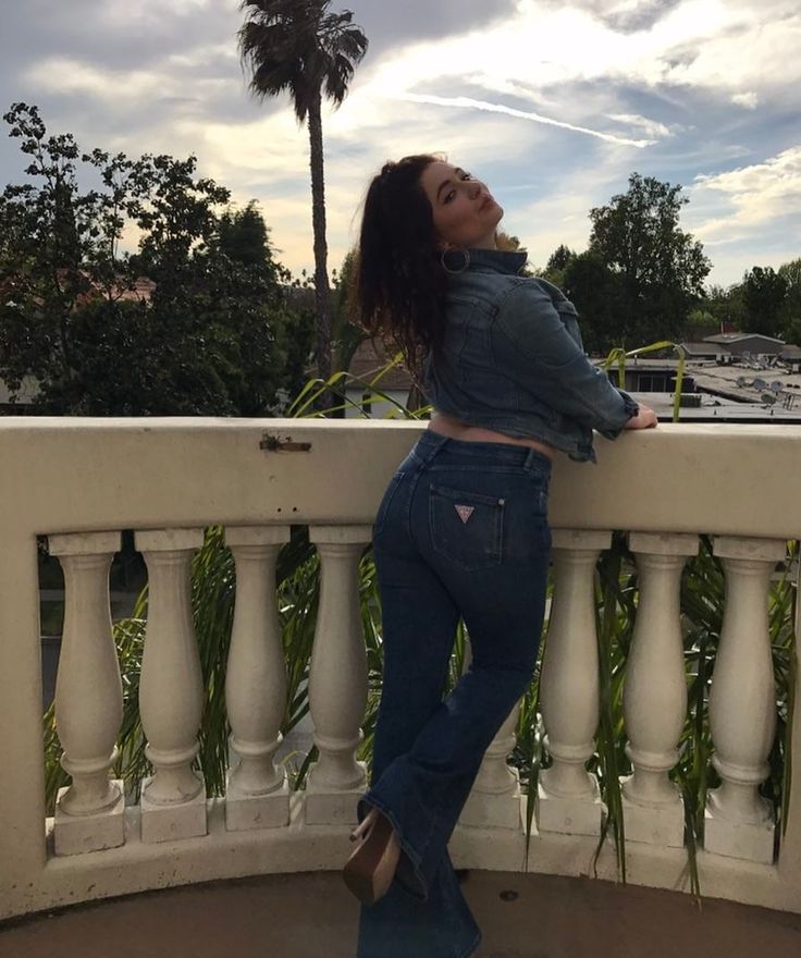 ade ivan add photo emma kenney booty