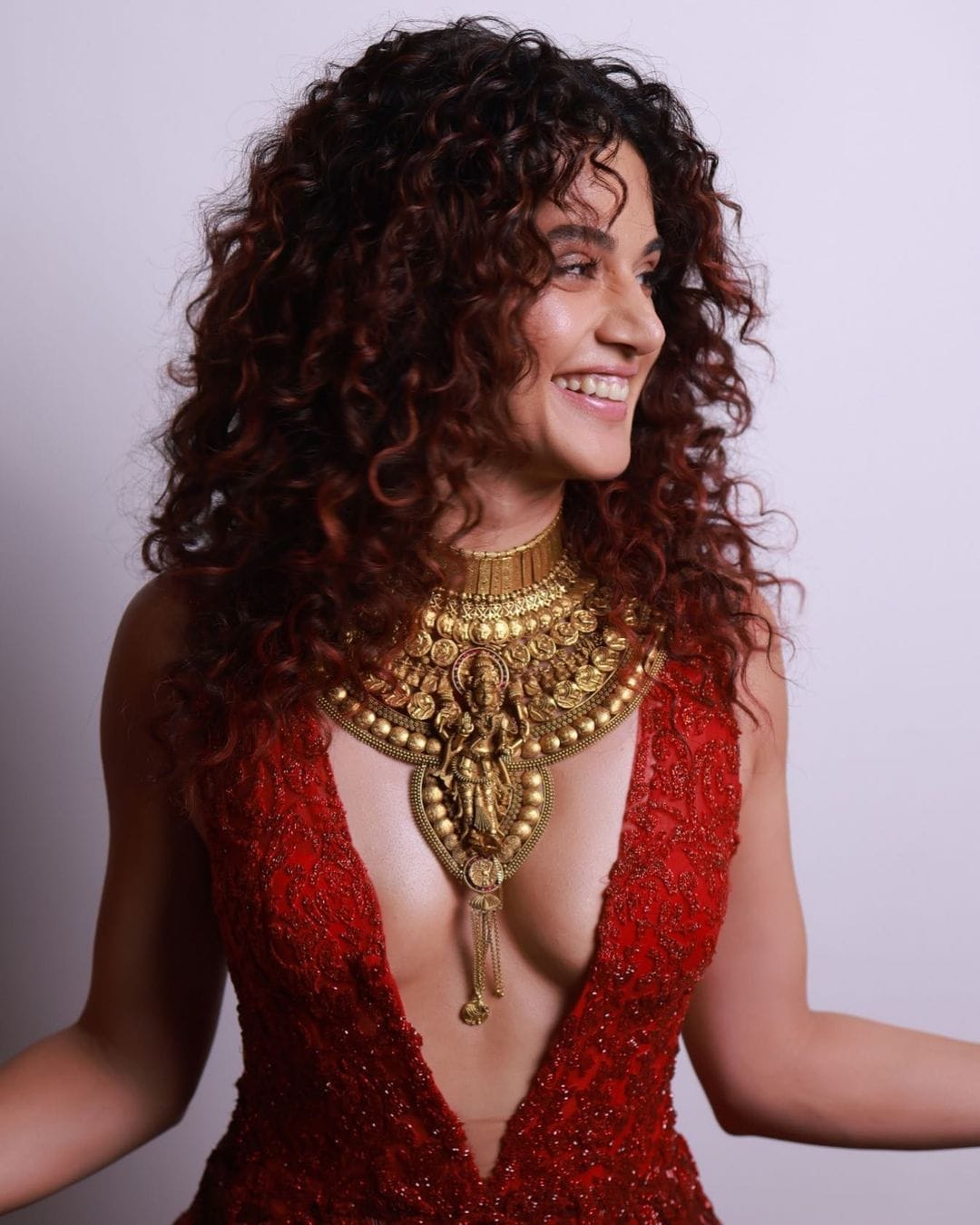 billy talbert recommends taapsee pannu hot pic