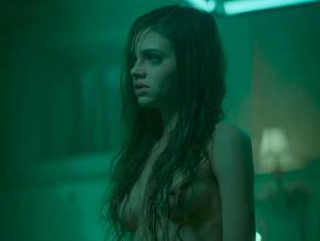 charles murria recommends india eisley sex scene pic