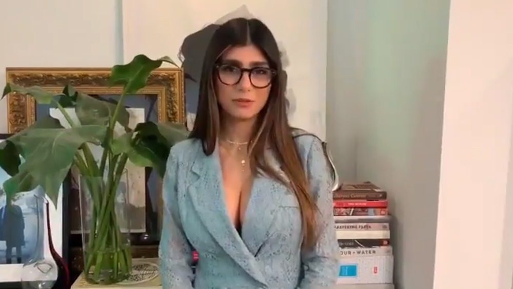 mia khalifa live porn