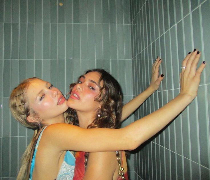 Young Lesbians In Shower sluts com