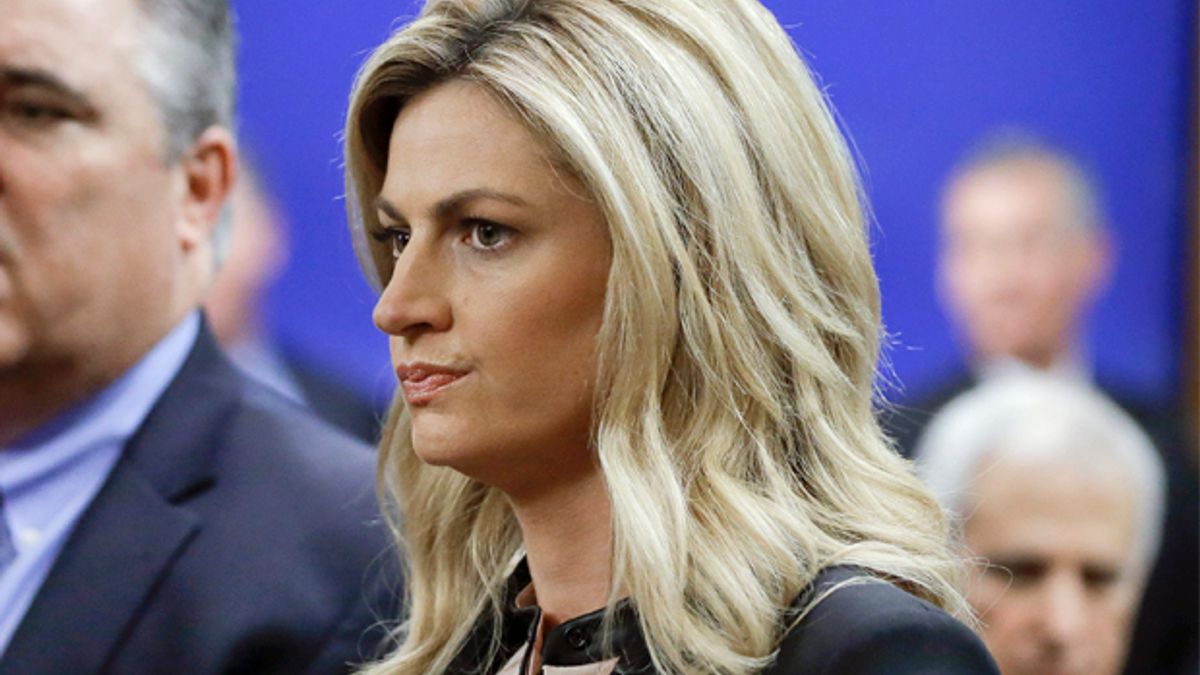 bryan see recommends Erin Andrews Keyhole Video