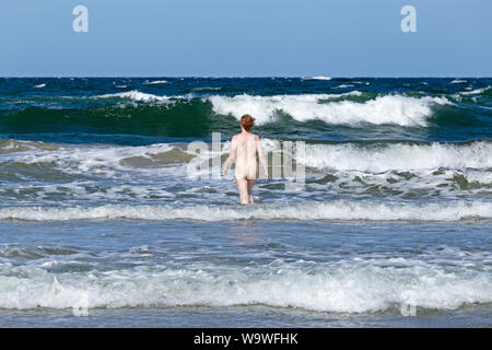 charlie desouza recommends skinny dipping at the beach pic