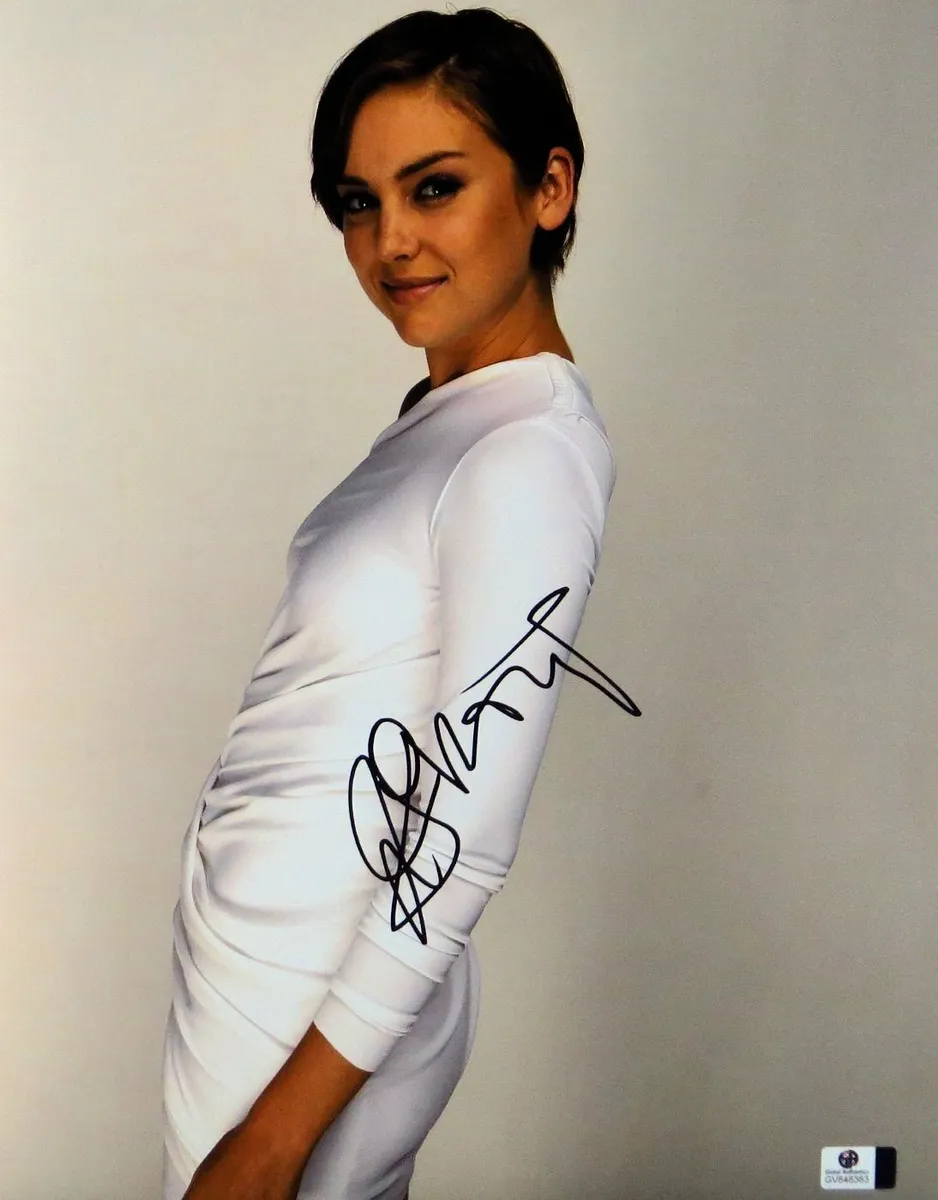 chellee nicks robinson recommends Jessica Stroup Sexy