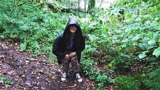 angela pidgeon recommends Girl Peeing In Woods