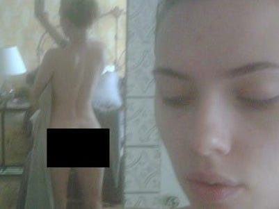 char gnar recommends Scarlett Johansson Nude Selfie