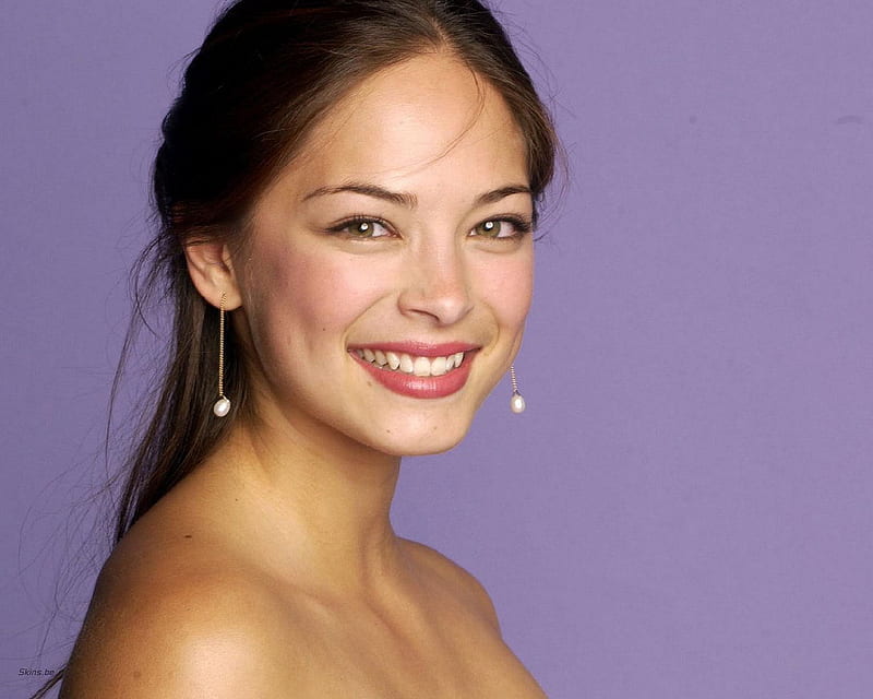 kristen kreuk nude