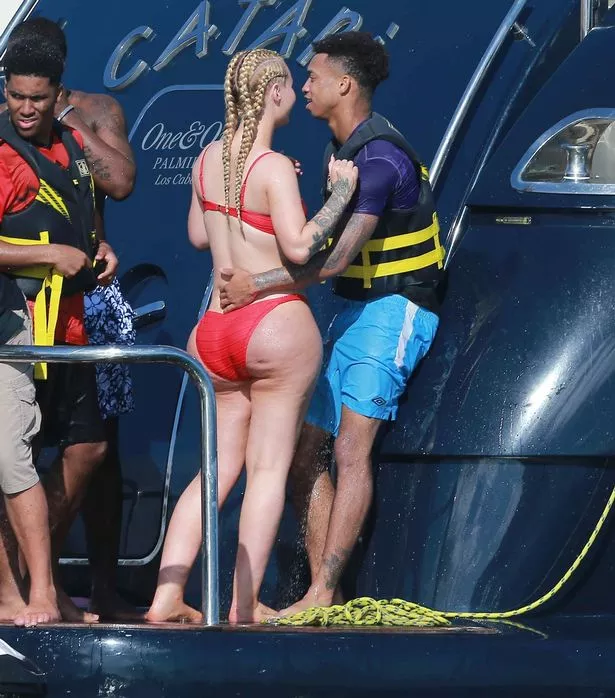 iggy azalea big ass