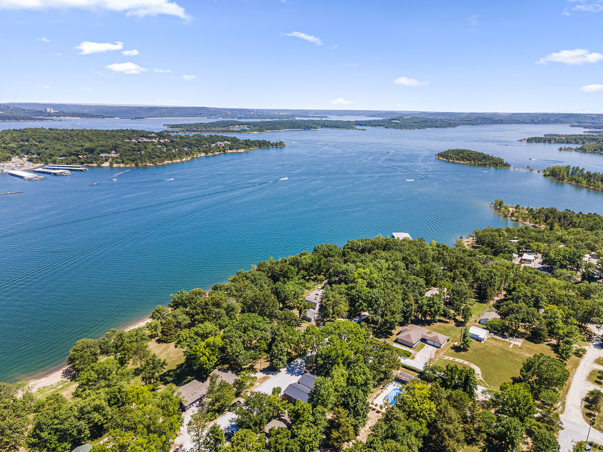 annela sylvester share party cove table rock lake photos