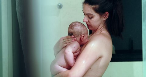 daniel dauwe add photo mom in shower videos