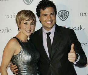 akhilesh pawar add photo recien cazado jaime camil