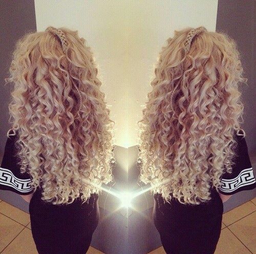 analyn medrano recommends curly blonde hair tumblr pic