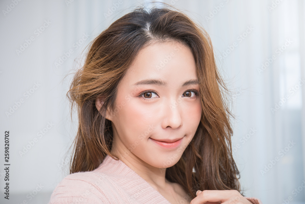 sexy asian women selfies