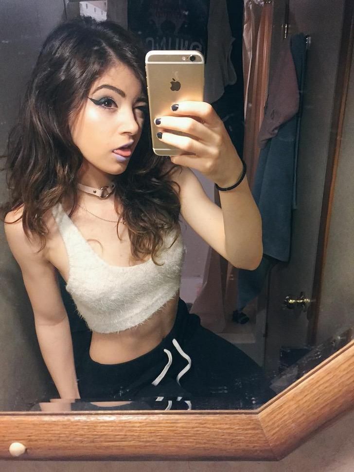 chris parrill add chrissy costanza sexy photo