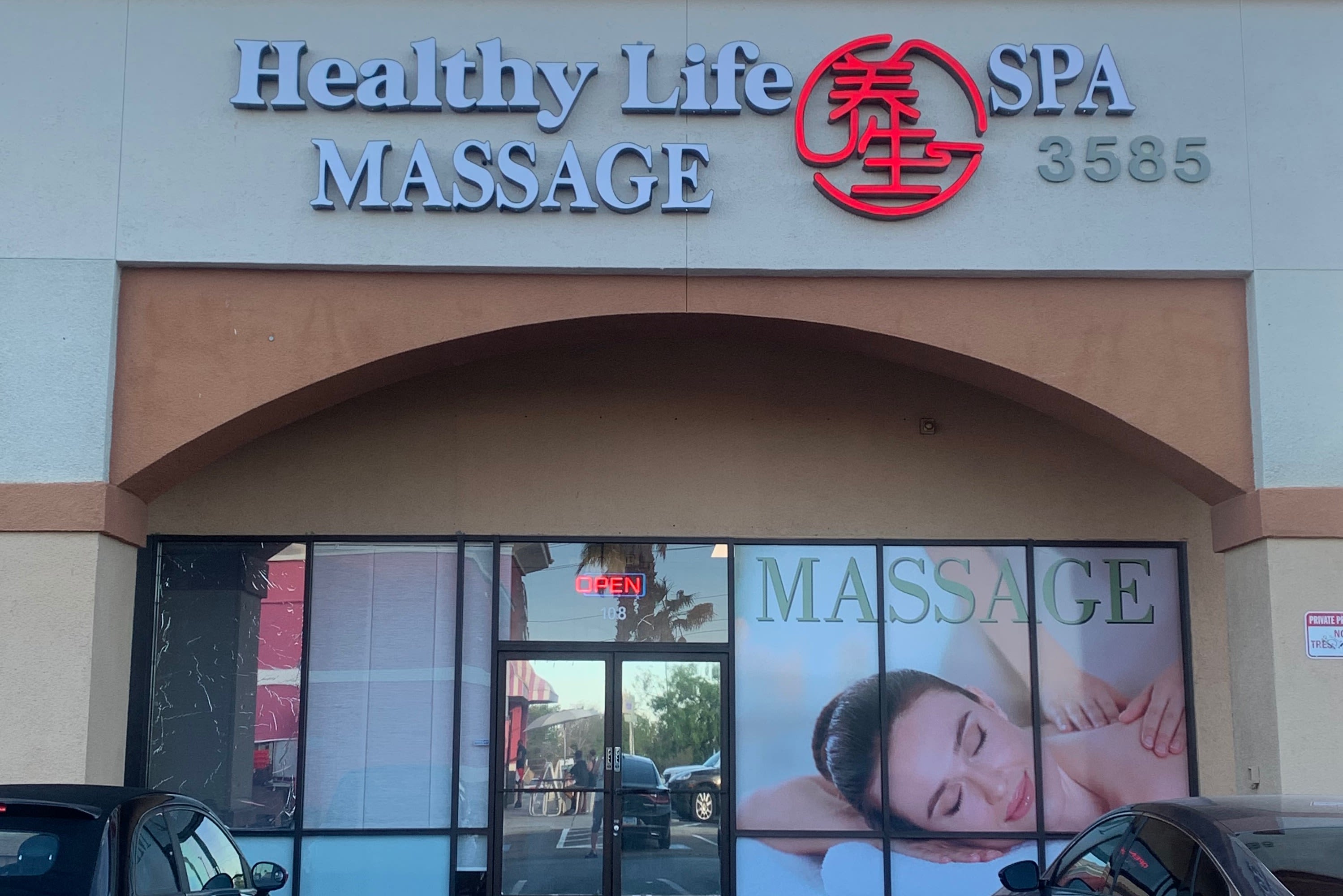 courtney steinberg recommends las vegas massage parlors pic