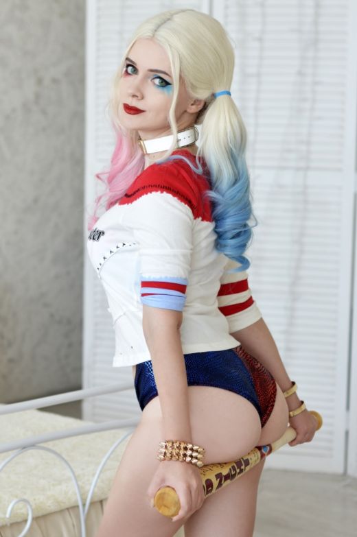 alec forsyth recommends harley quinn cosplay ass pic