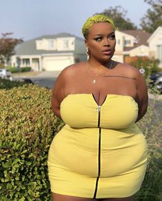 caitlin warner recommends thick and curvy models pic