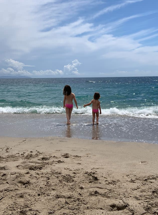 danny berumen recommends Naked On Crowed Public Beach Porn