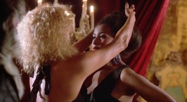 chuck parquet recommends Howling 2 Naked