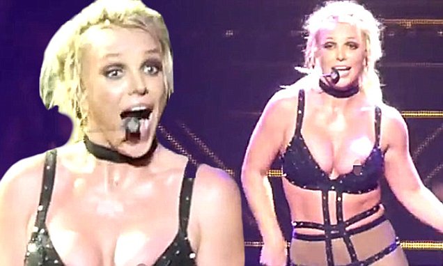 cadagat recommends britney spears boob slip pic