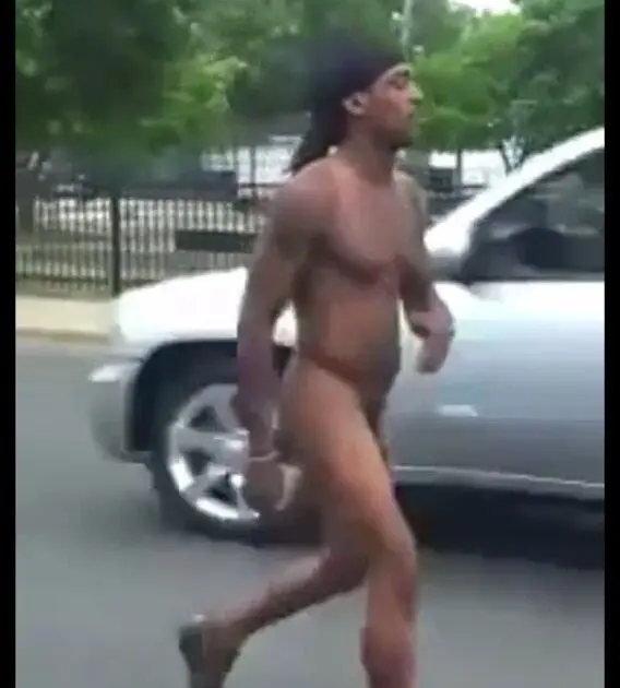 azmira ismail share men walking nude photos