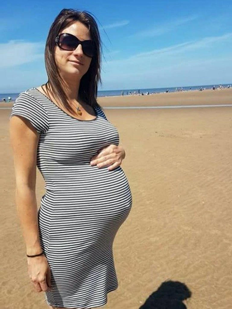 Sexy Pregnant Belly Tumblr body center