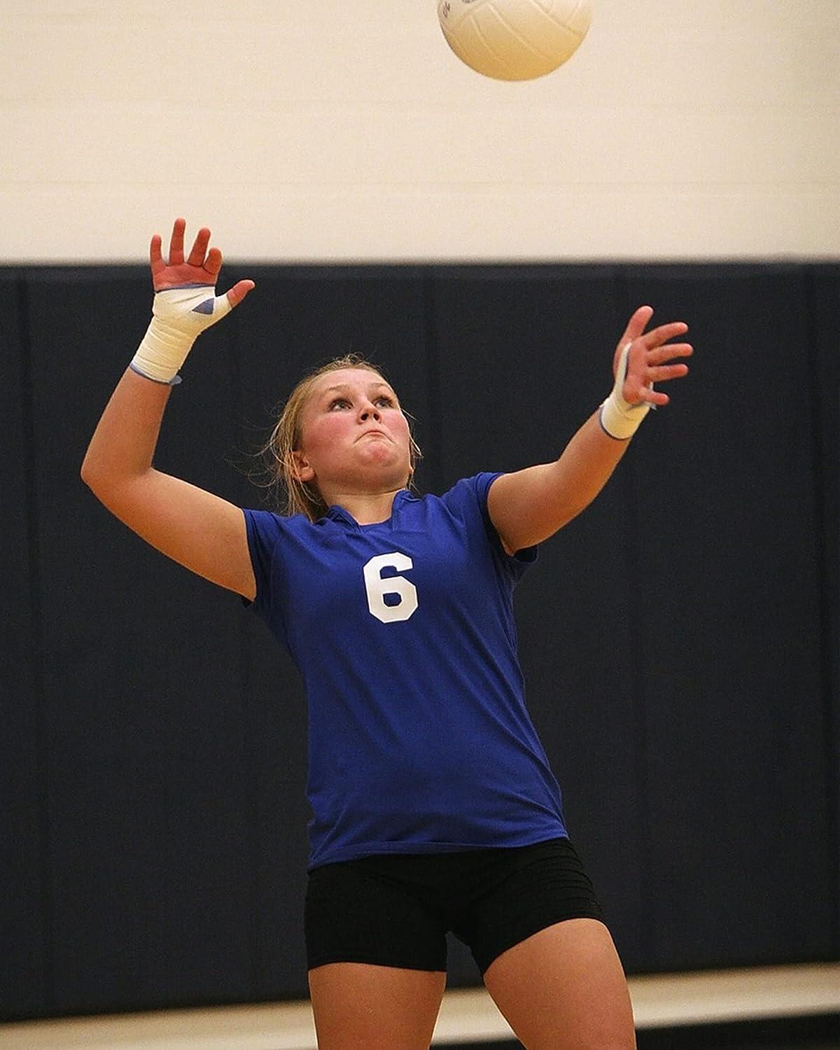 clarissa barnett recommends Girls In Volleyball Shorts Pics